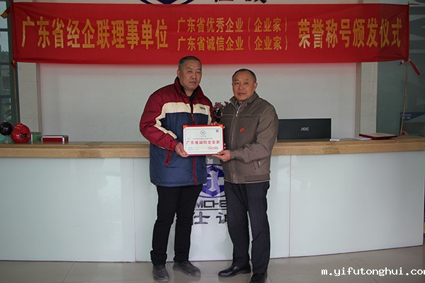 IMG_4832.jpg IMG_4832.jpg